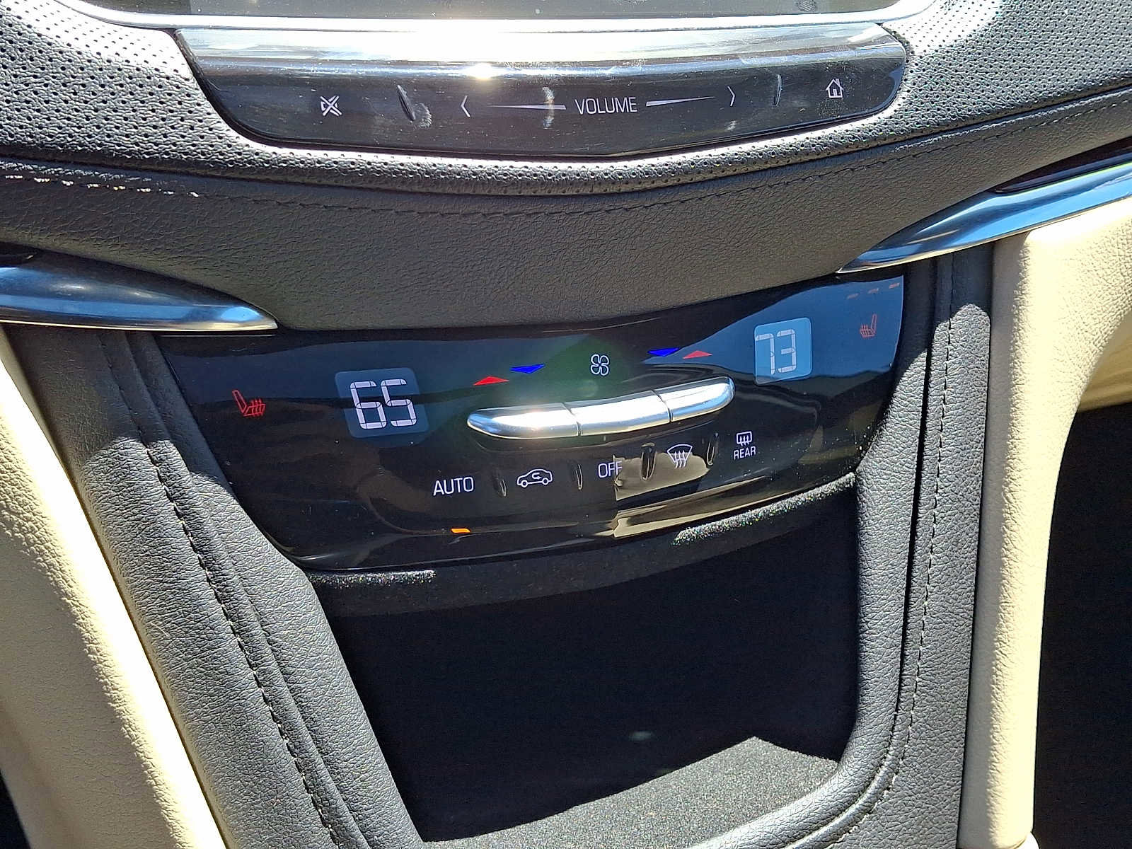 Used 2019 Cadillac XT5 Luxury AWD/4WD image 17