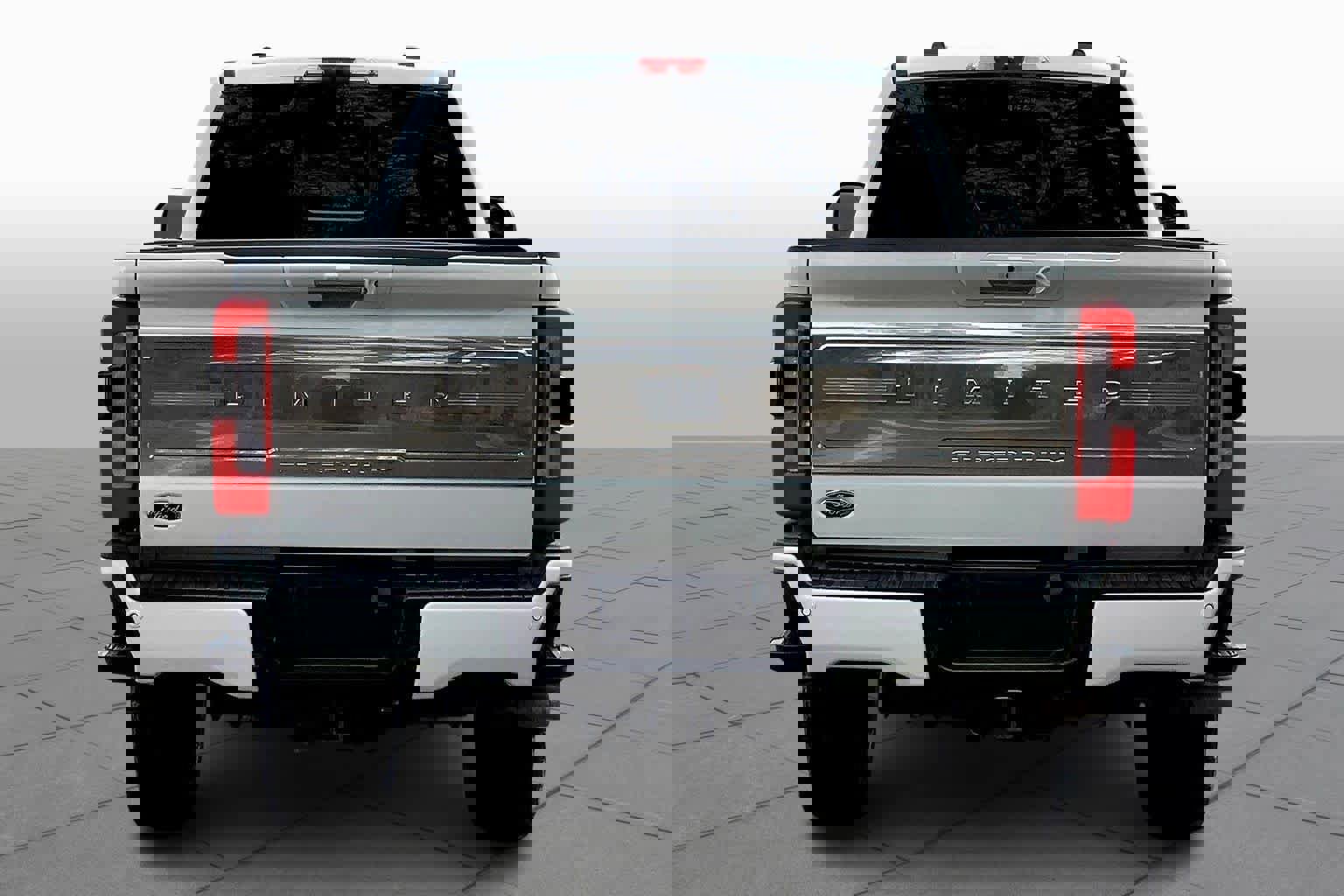 Used 2023 Ford F350 Limited w/ Snow Plow Prep Package image 5