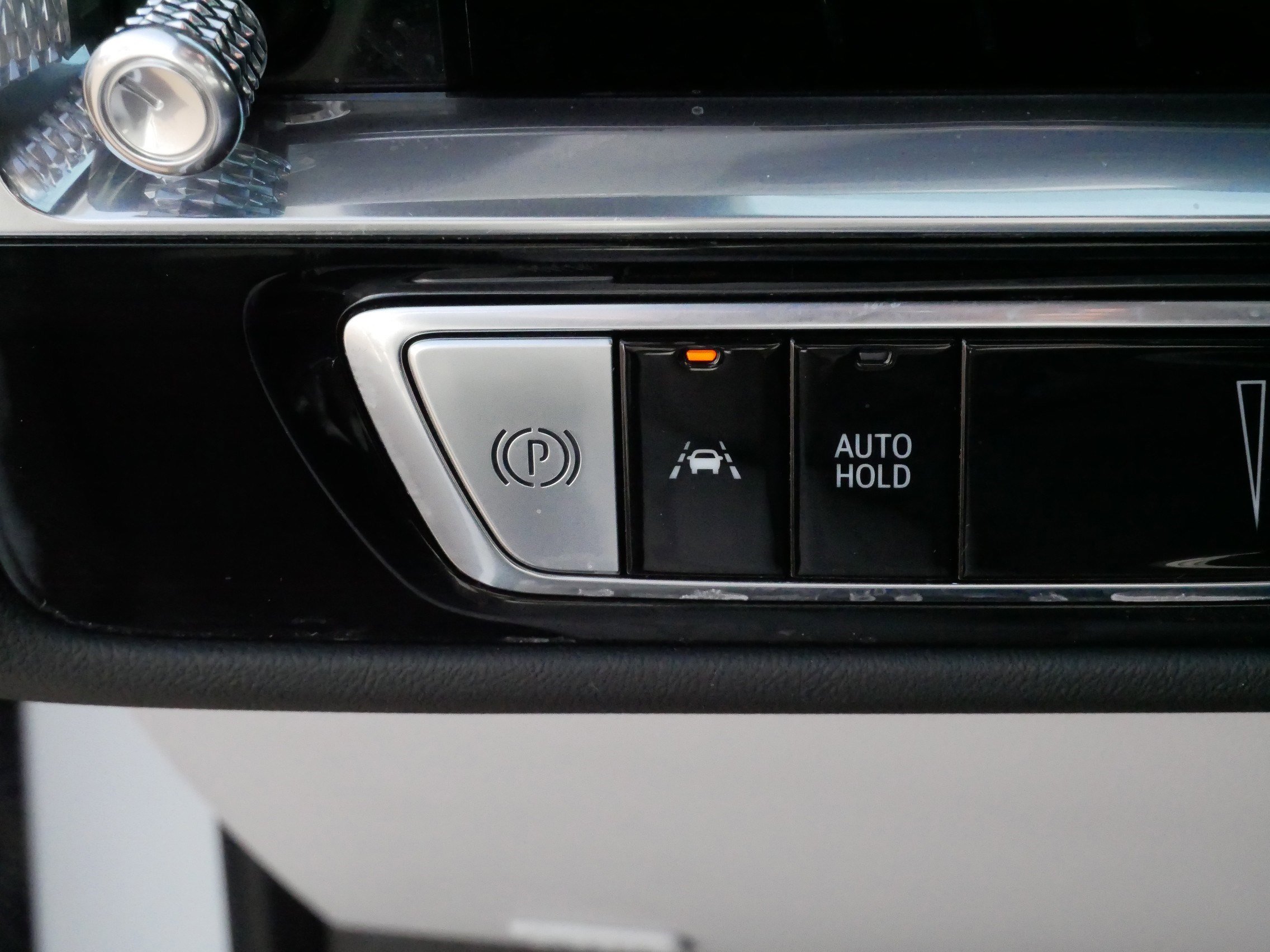 Certified 2024 Cadillac Lyriq Sport image 26