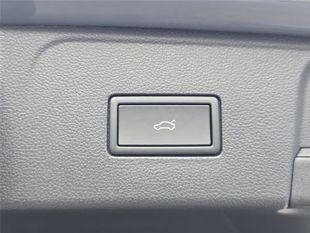 New 2026 Volkswagen Atlas SEL Premium R-Line image 31