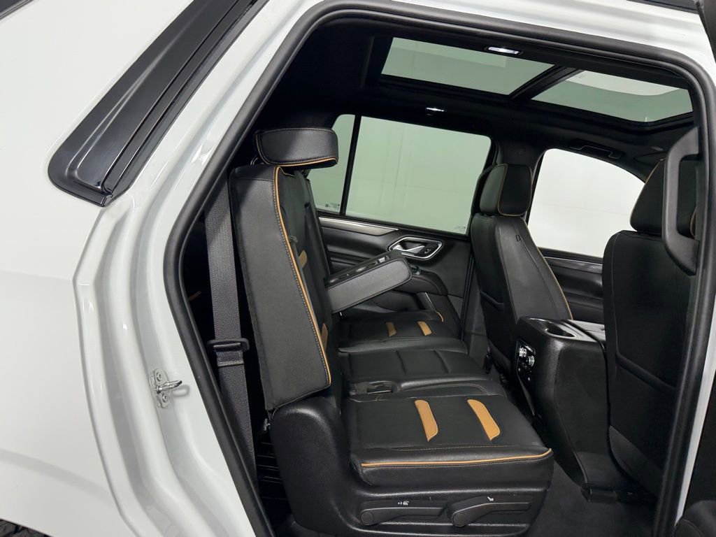 Used 2024 GMC Yukon AT4 w/ AT4 Premium Plus Package image 25