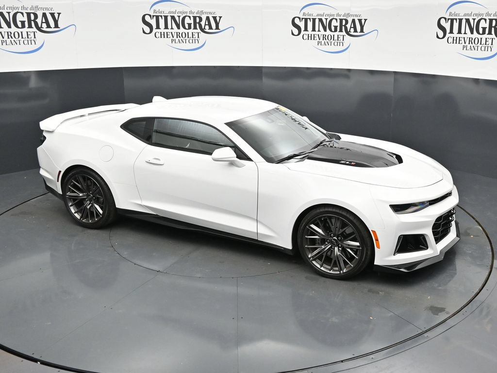 Used 2023 Chevrolet Camaro ZL1 RWD image 18
