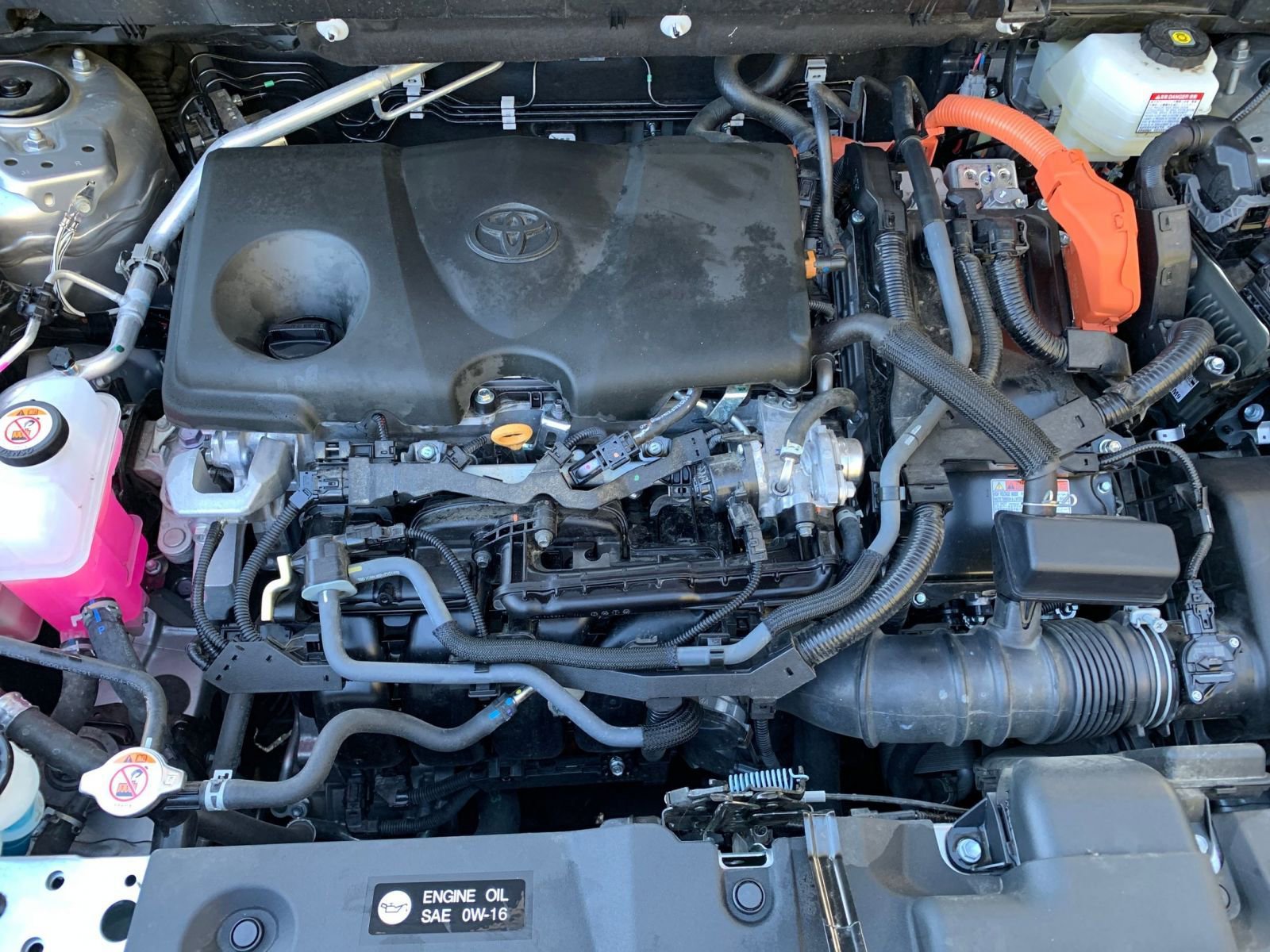 Used 2025 Toyota RAV4 LE image 31