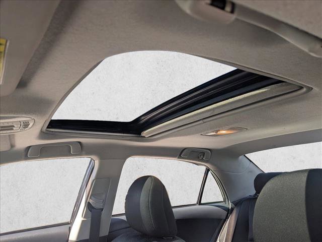 Used 2010 Toyota Corolla S image 14