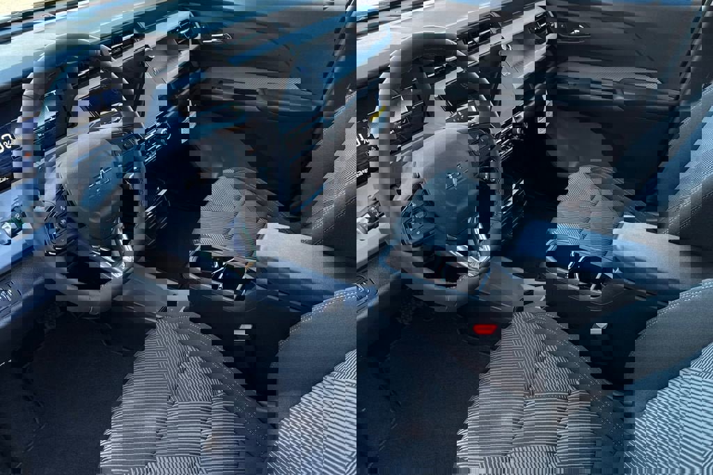 New 2027 Chevrolet Bolt LT w/ Comfort Package image 10