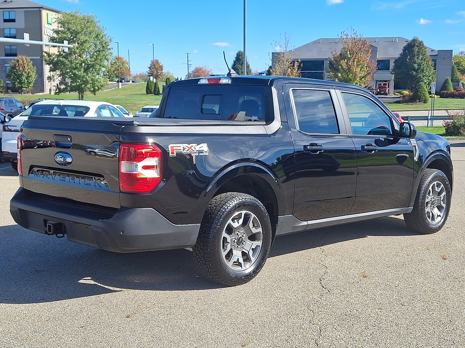 Used 2024 Ford Maverick Lariat w/ FX4 Off-Road Package image 6