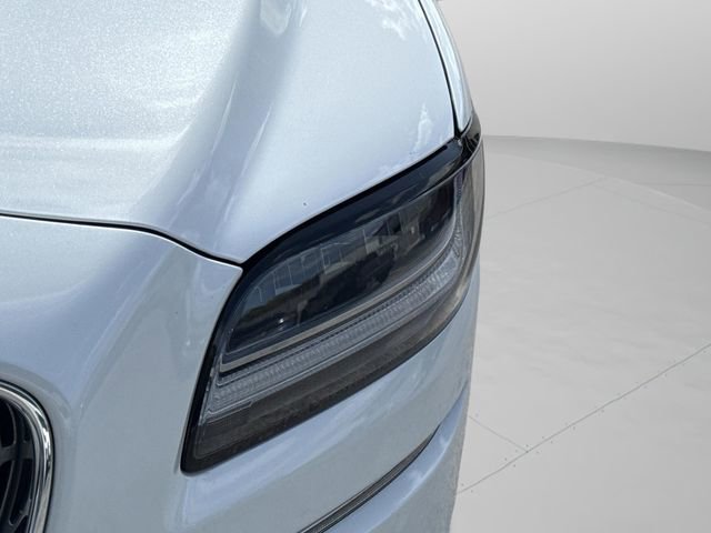 Certified 2023 Lincoln Nautilus Reserve image 17