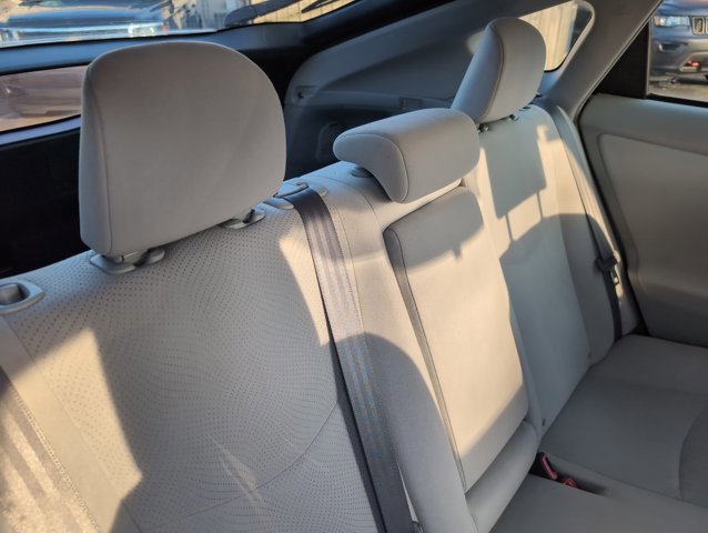 Used 2014 Toyota Prius Two image 16