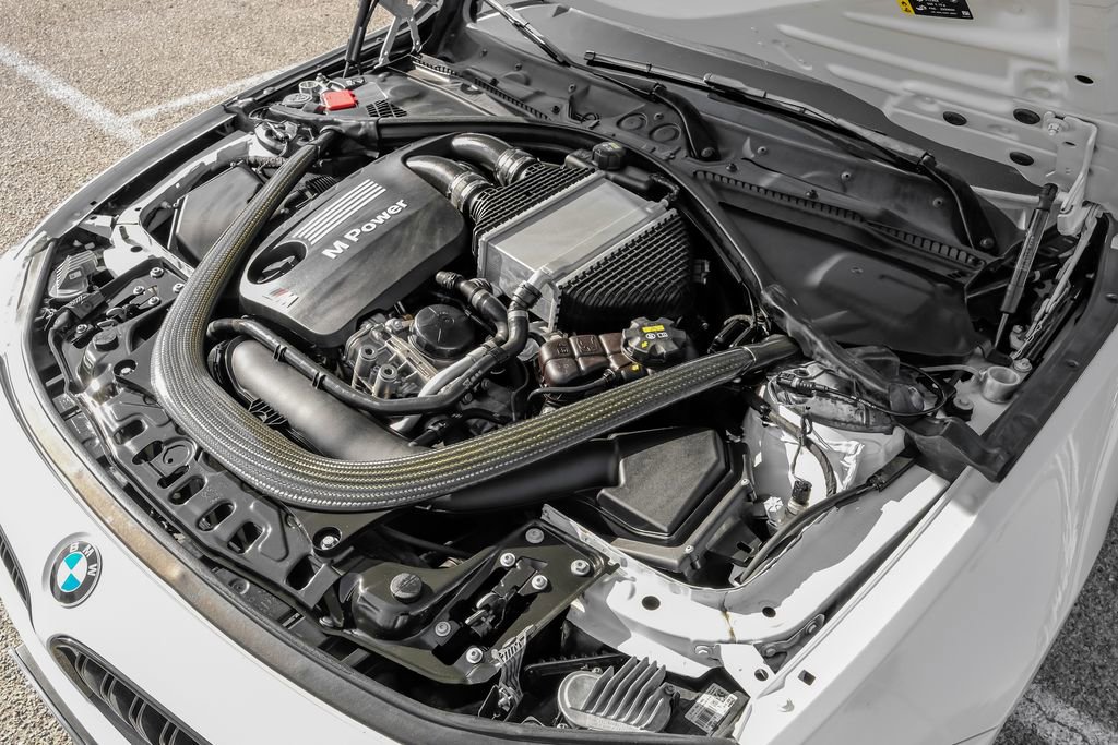 Used 2018 BMW M4 Convertible image 57