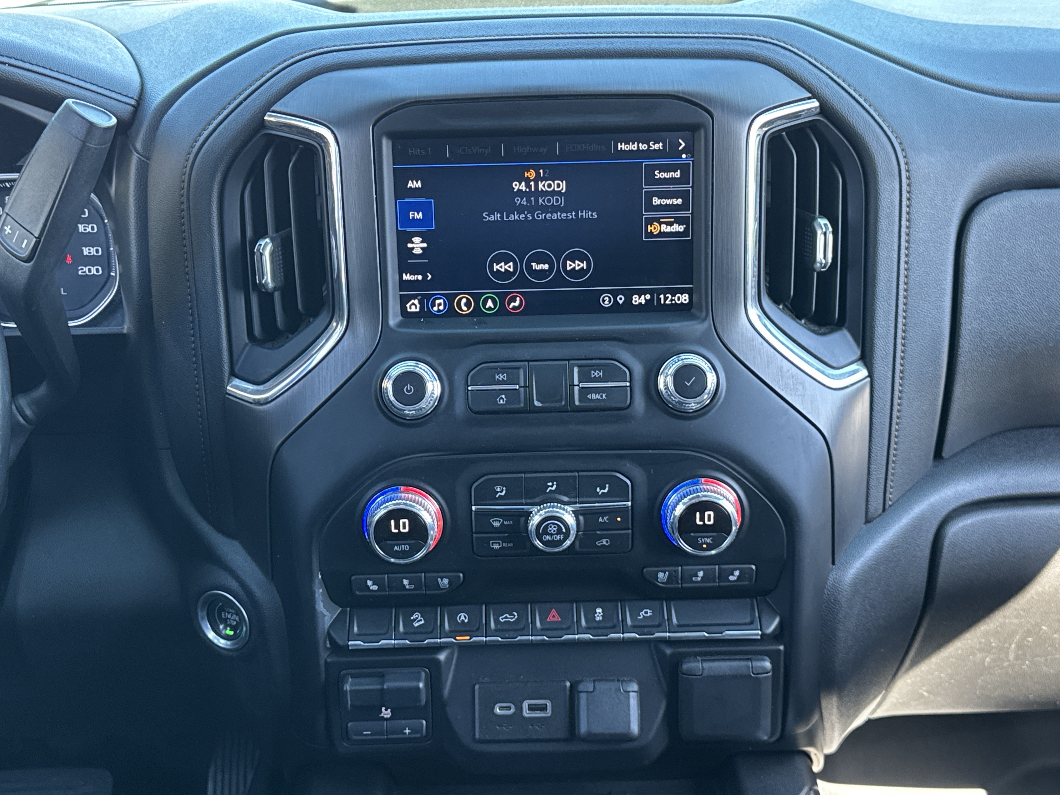 Used 2021 GMC Sierra 1500 AT4 w/ AT4 Preferred Package AWD/4WD image 18