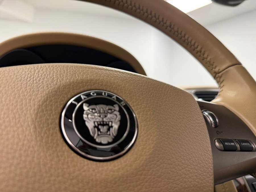 Used 2008 Jaguar XK Coupe image 65