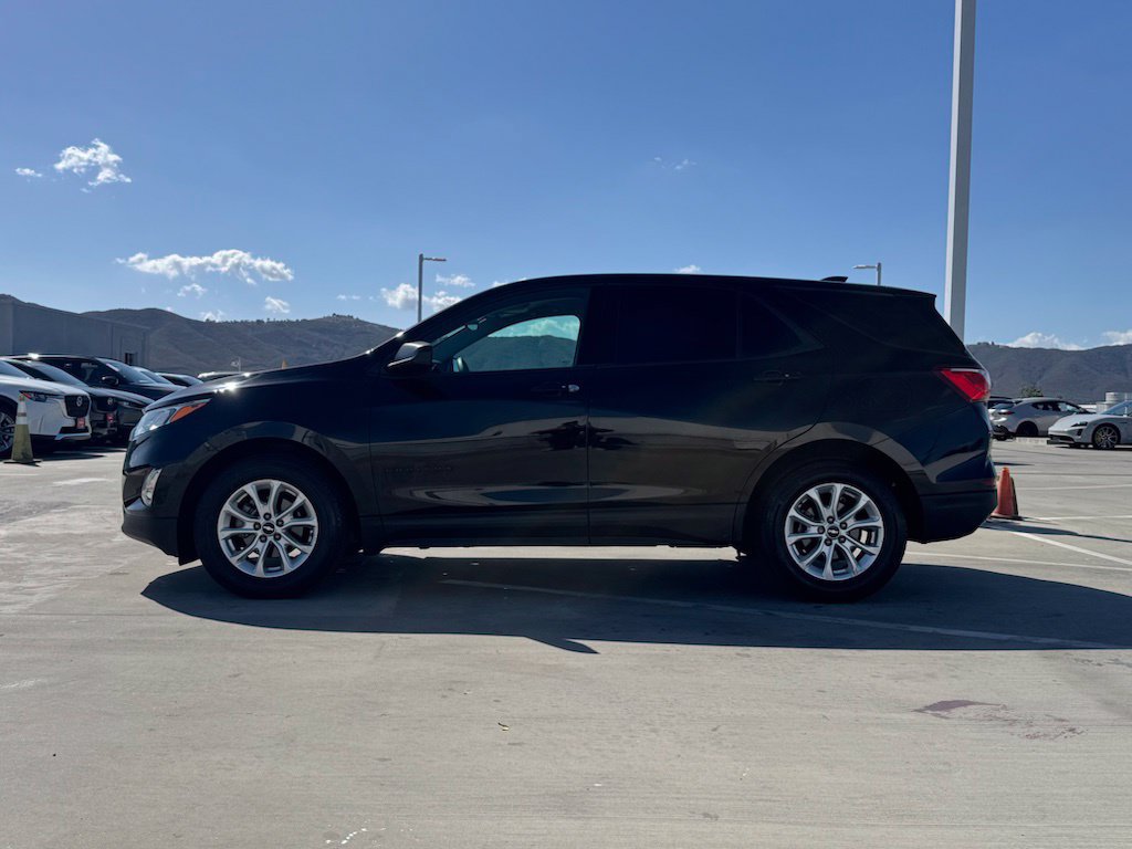 Used 2019 Chevrolet Equinox LS w/ LPO, Blackout Package FWD image 13