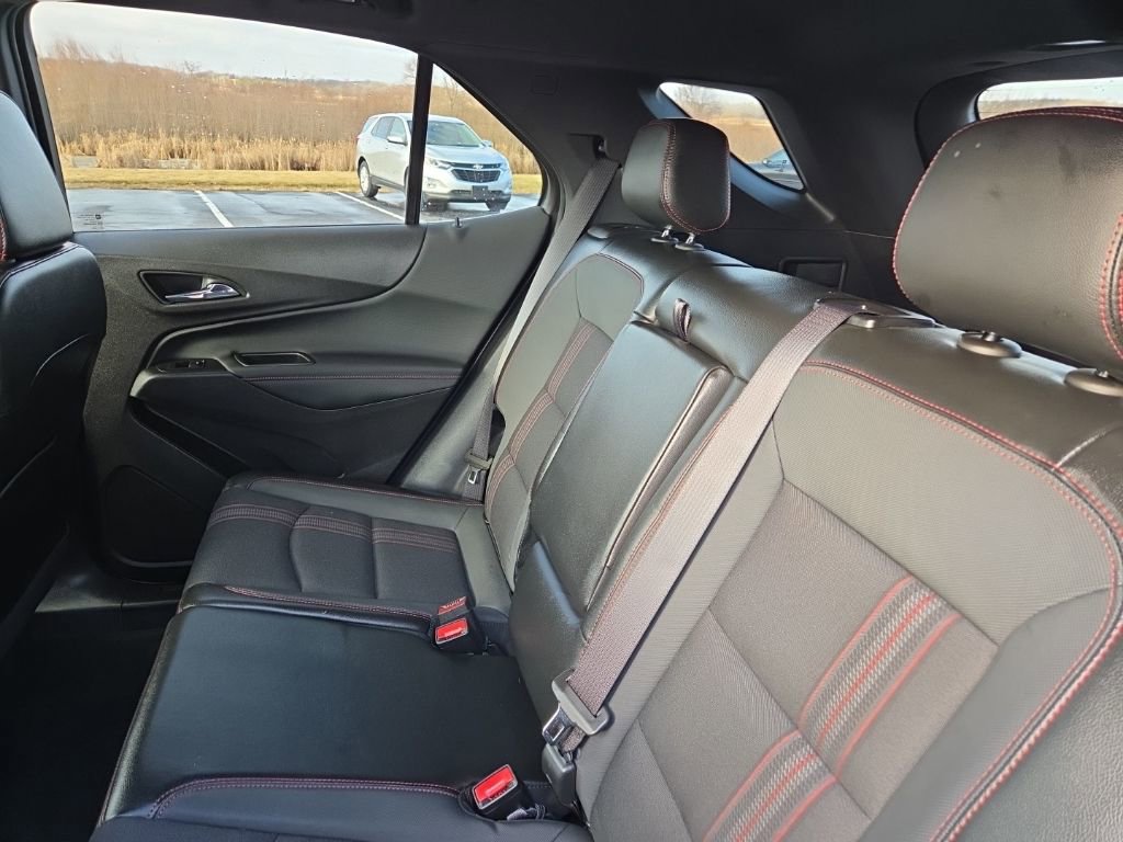 Certified 2024 Chevrolet Equinox RS w/ LPO, Floor Liner Package image 14