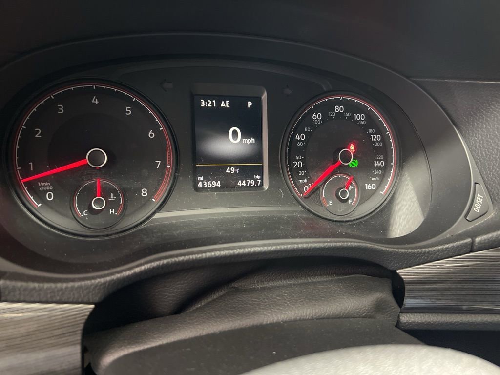 Used 2022 Volkswagen Passat 2.0T R-Line image 24