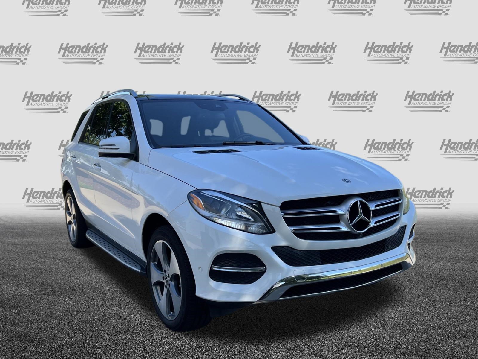 Used 2019 Mercedes-Benz GLE 400 4MATIC image 2