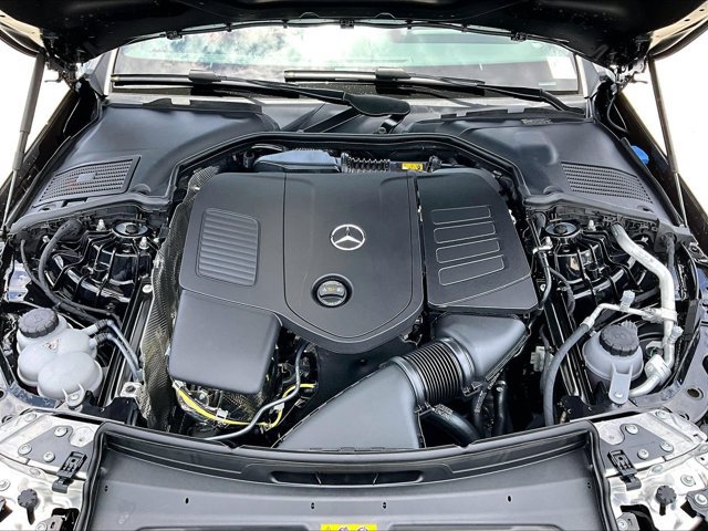 New 2027 Mercedes-Benz CLE 300 4MATIC Coupe image 13