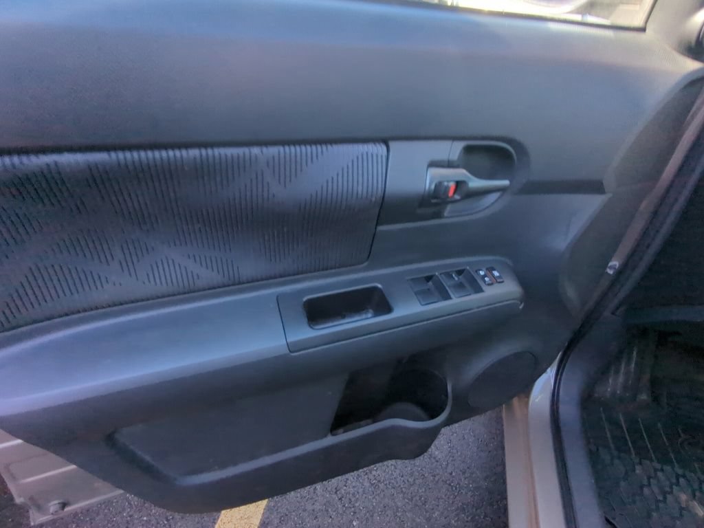 Used 2012 Scion xB FWD image 8