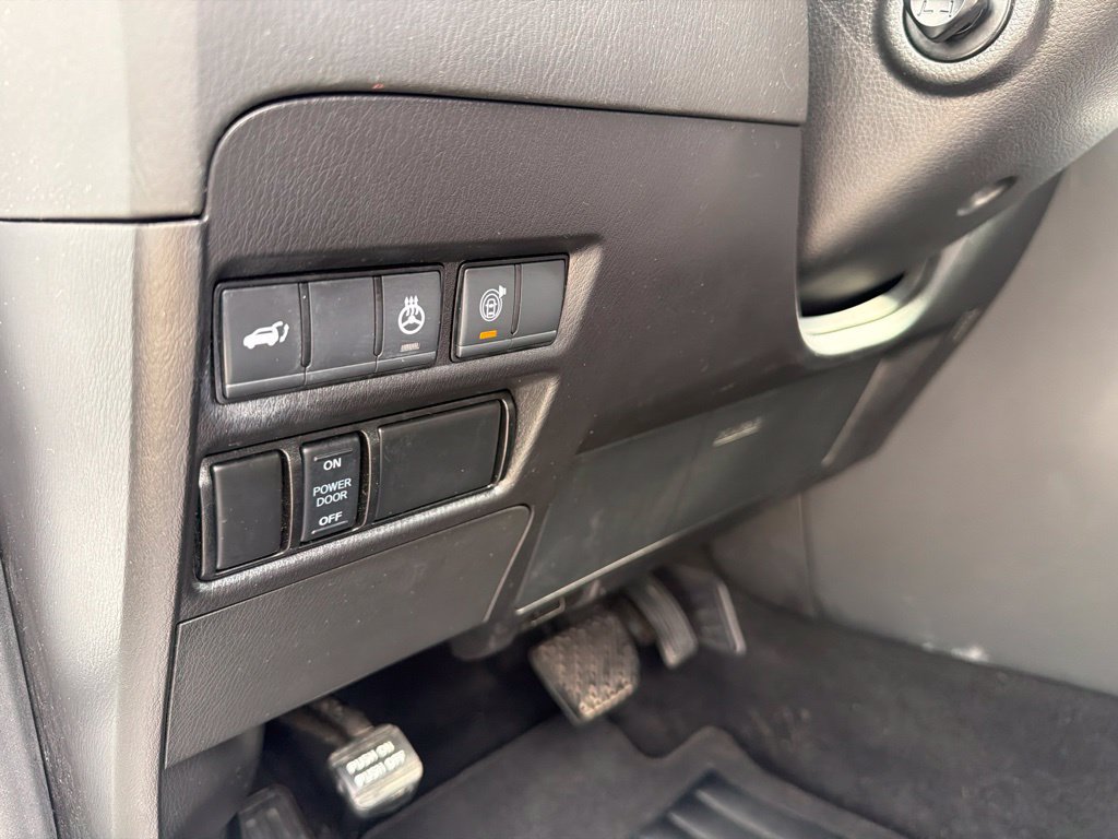 Used 2023 Nissan Armada Platinum w/ Captain's Chairs Package AWD/4WD image 53