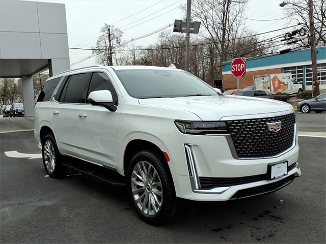 Certified 2023 Cadillac Escalade Premium Luxury image 9