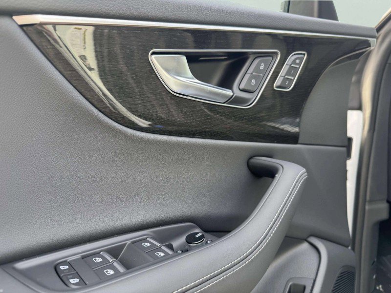 New 2026 Audi Q8 Premium Plus image 21