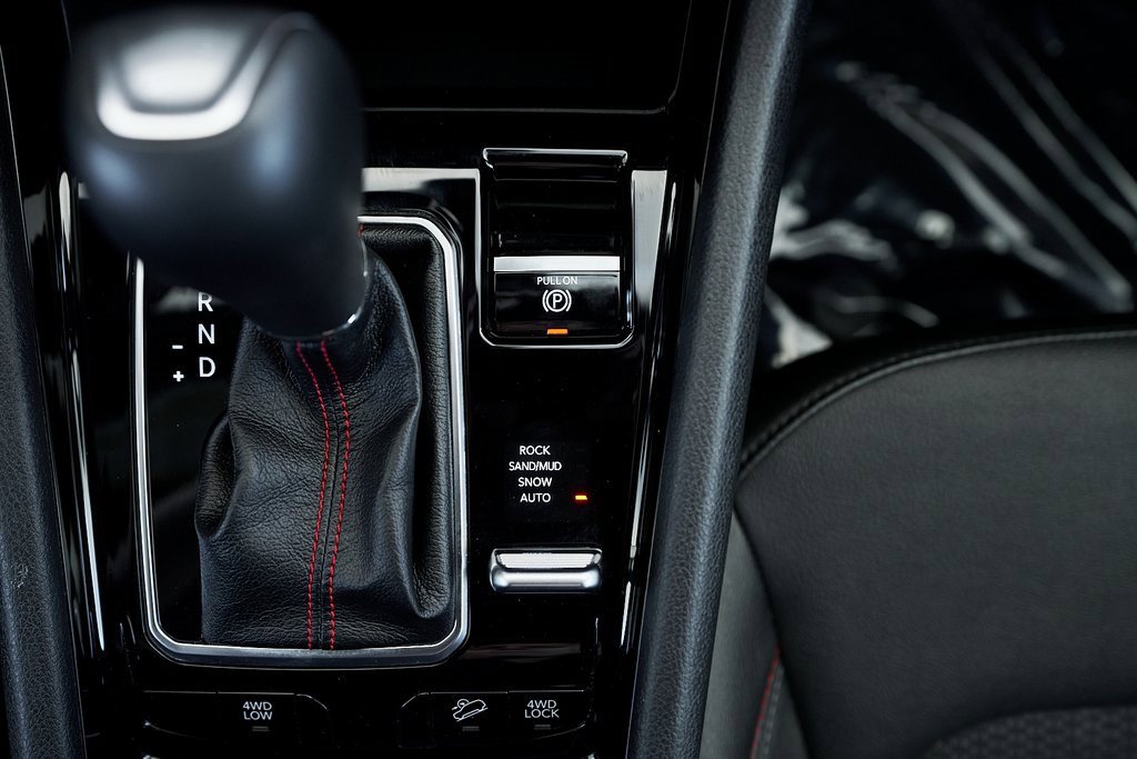 Used 2024 Jeep Compass Trailhawk image 45