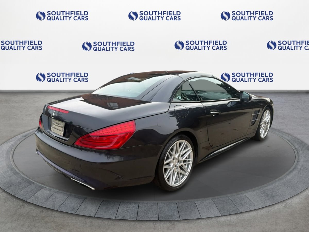 Used 2017 Mercedes-Benz SL 550 image 7