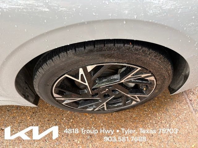 Certified 2025 Kia K5 GT-Line w/ GT-Line Premium Package FWD image 14