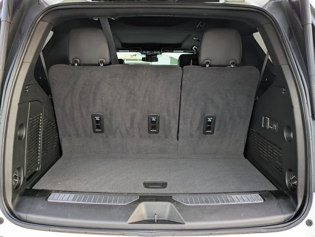 Used 2024 Chevrolet Tahoe RST w/ Luxury Package image 13