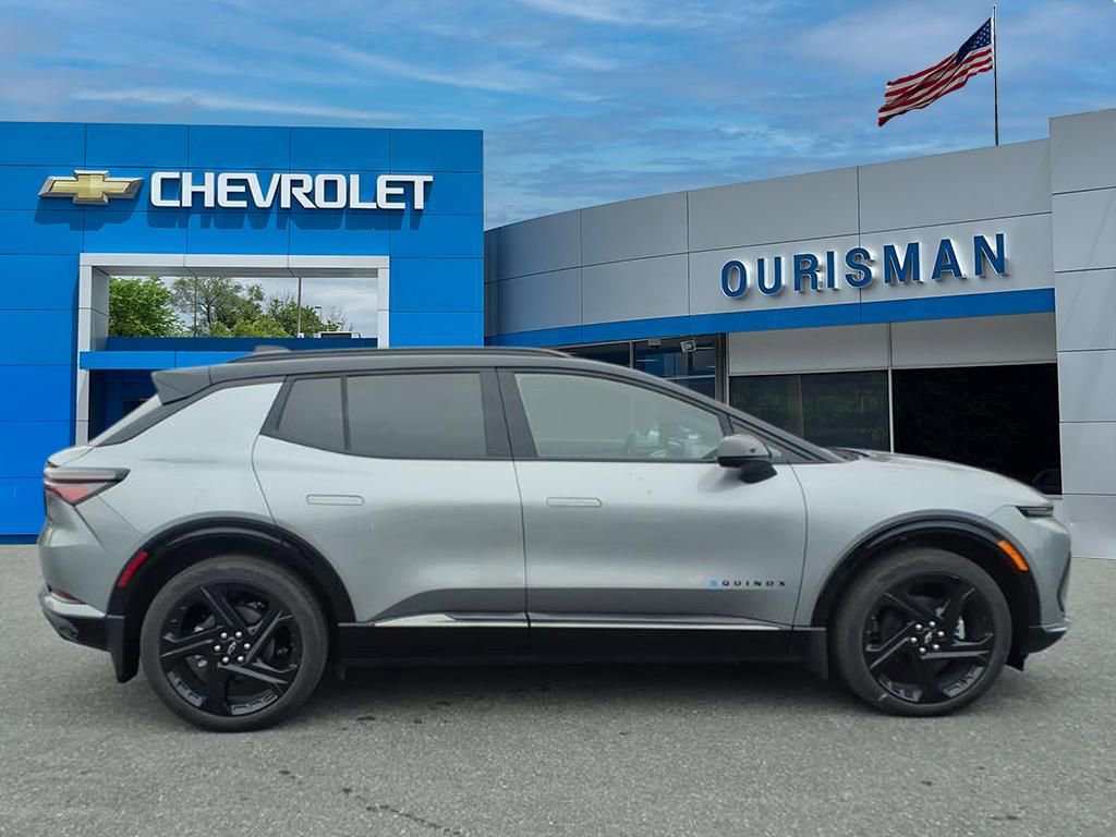 New 2026 Chevrolet Equinox EV RS image 2