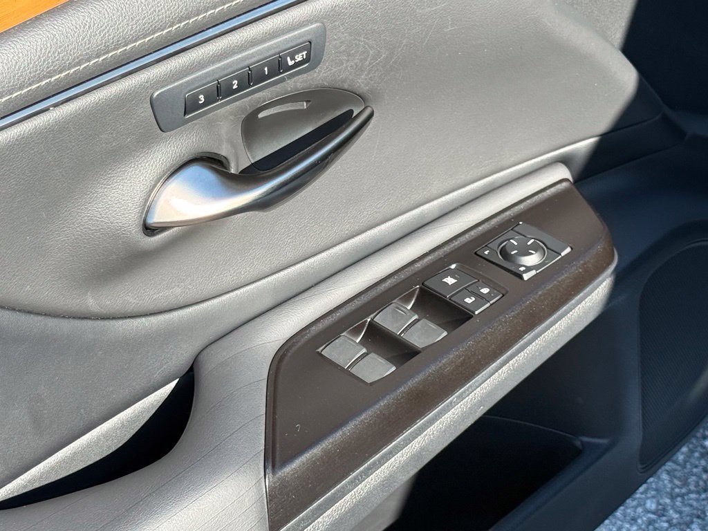 Used 2019 Lexus ES 350 w/ Accessory Package 2 FWD image 23