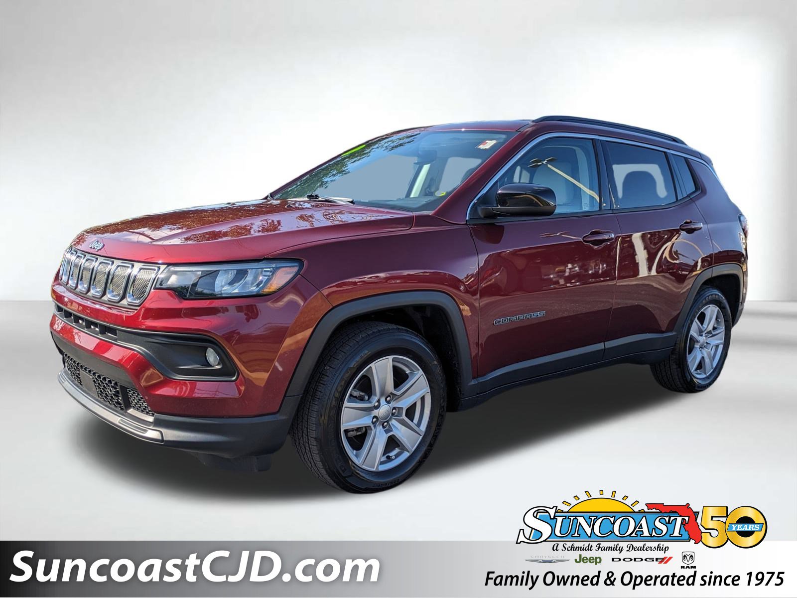 Certified 2022 Jeep Compass Latitude w/ Convenience Group image 1