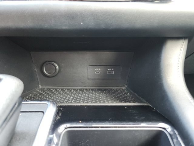 Used 2022 Nissan Pathfinder SV w/ SV Premium Package FWD image 30