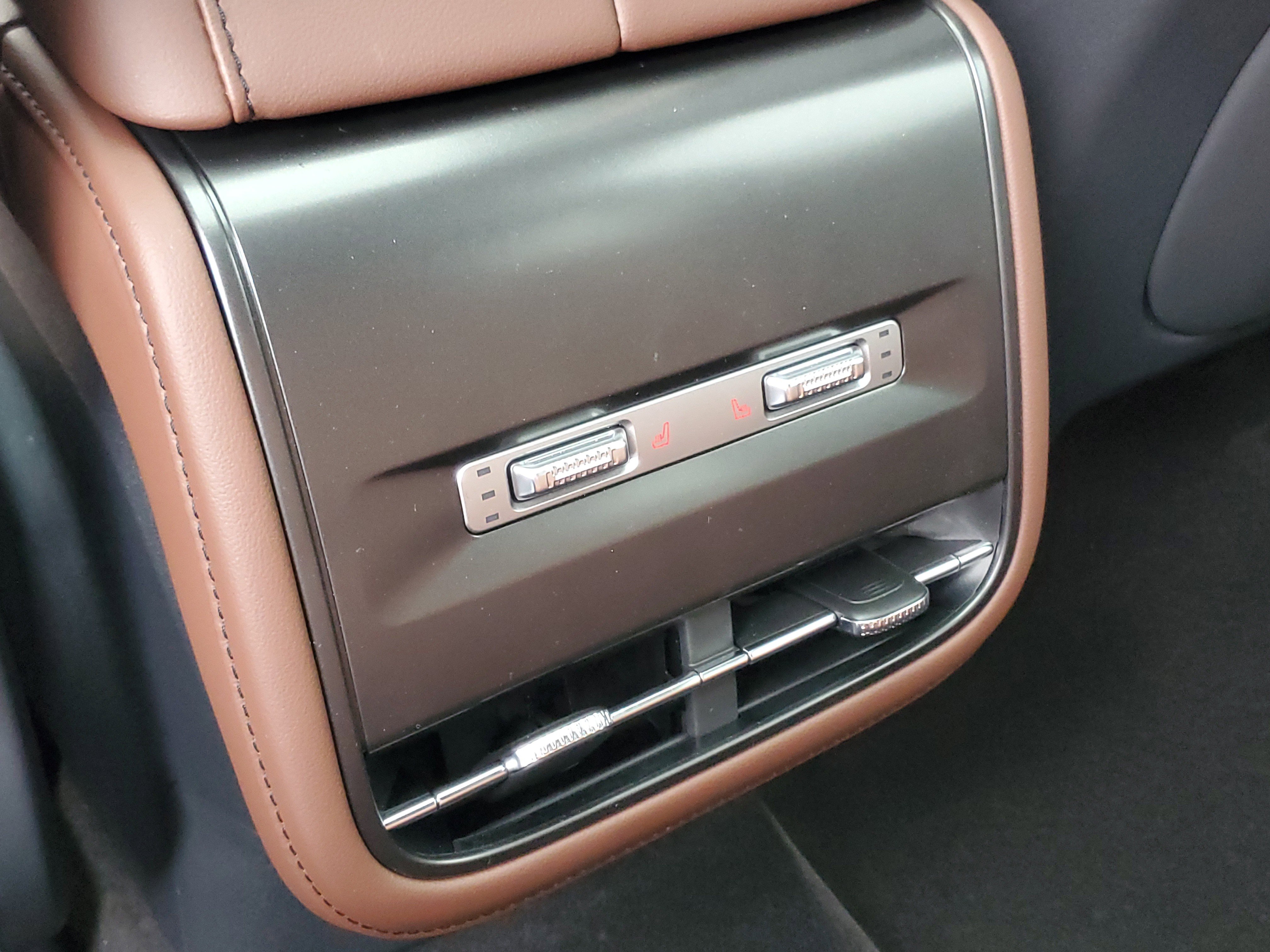 New 2026 Lincoln Nautilus Reserve w/ Jet Appearance Package AWD/4WD image 30
