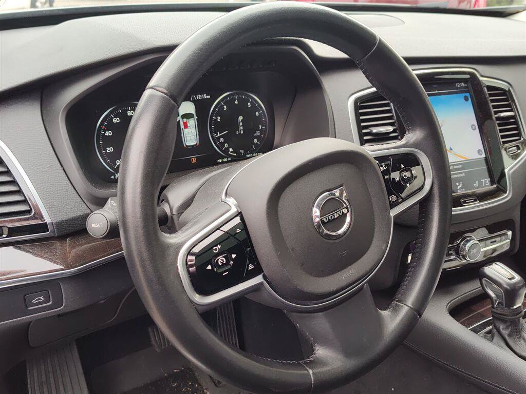 Used 2018 Volvo XC90 T6 Momentum w/ Convenience Package AWD/4WD image 8