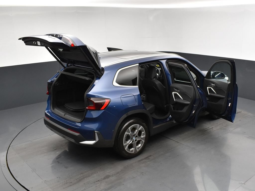 Used 2023 BMW X1 xDrive28i AWD/4WD image 25