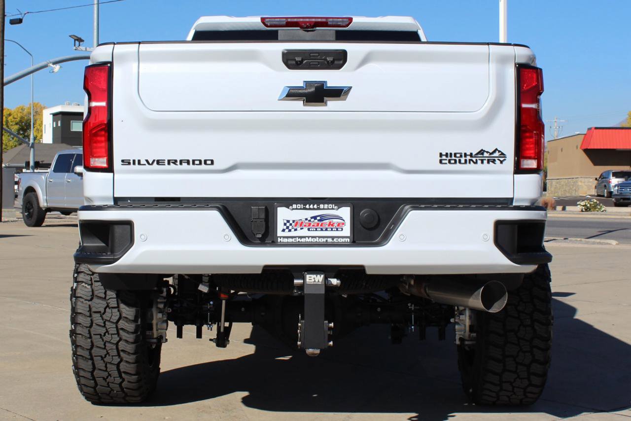 Used 2026 Chevrolet Silverado 3500 High Country w/ High Country Premium Package AWD/4WD image 26