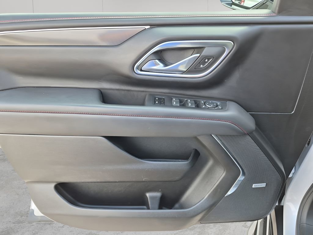 Used 2023 Chevrolet Suburban RST w/ Luxury Package image 26