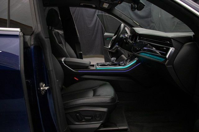 Used 2021 Audi Q8 Premium Plus image 16