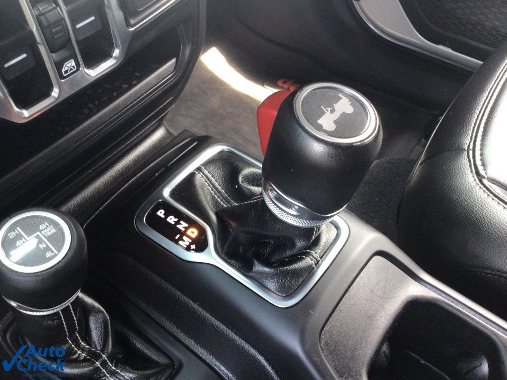 Used 2022 Jeep Wrangler Unlimited Sahara 4xe w/ Cold Weather Group image 29