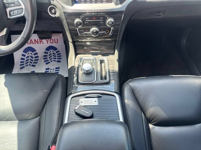 Certified 2021 Chrysler 300 Touring L RWD image 13