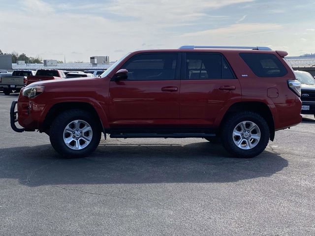 Used 2016 Toyota 4Runner SR5 image 7