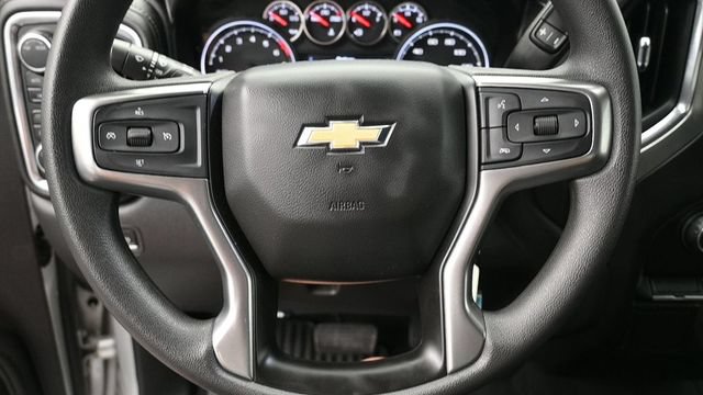 Used 2020 Chevrolet Silverado 1500 LT w/ Bed Protection Package AWD/4WD image 18