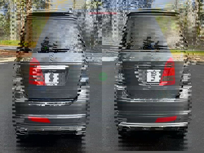 Used 2012 Mercedes-Benz GL 450 4MATIC image 4