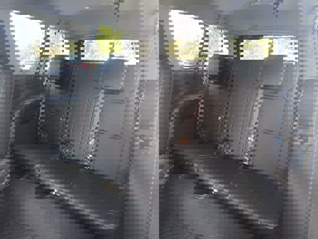 Used 2019 Chevrolet Suburban Premier image 24