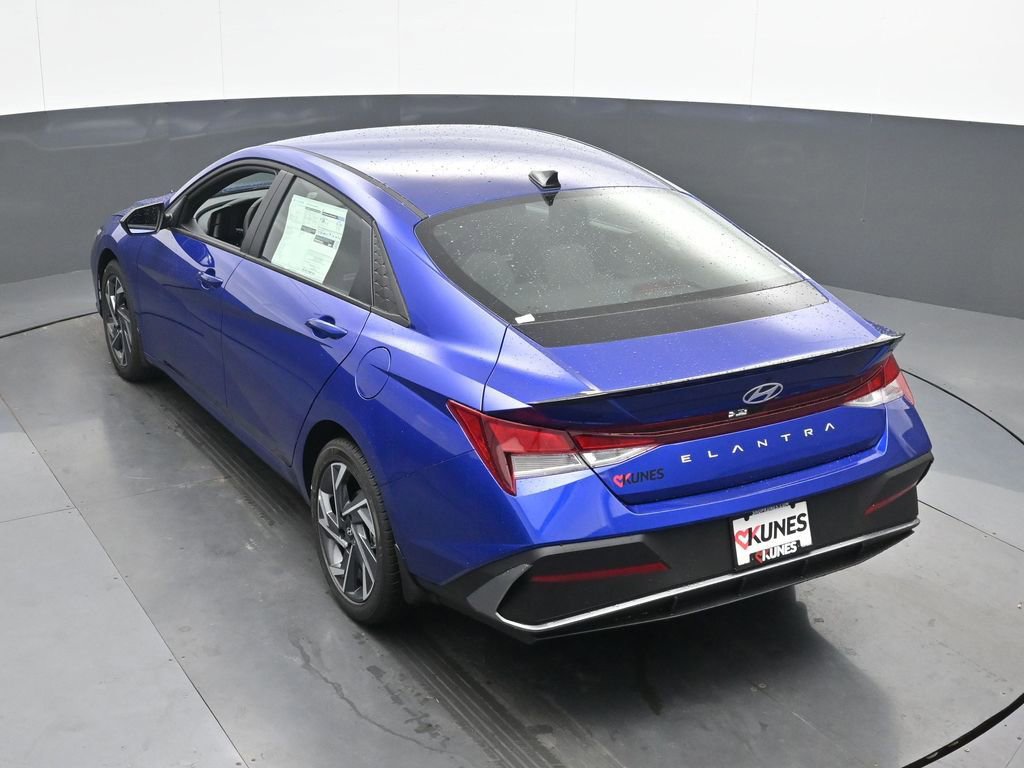 New 2025 Hyundai Elantra Sport image 44