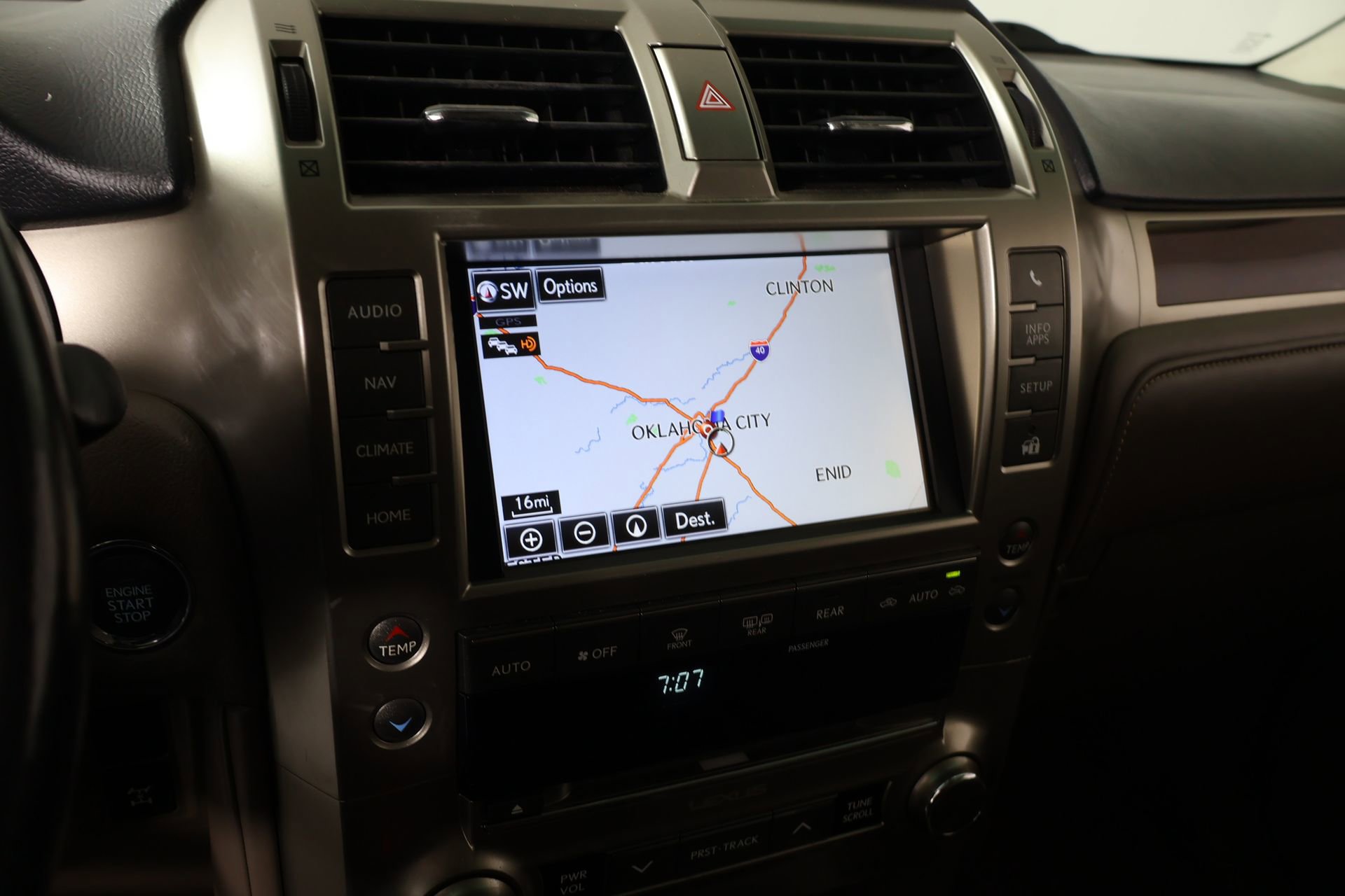 Used 2018 Lexus GX 460 Premium w/ Premium Package image 7