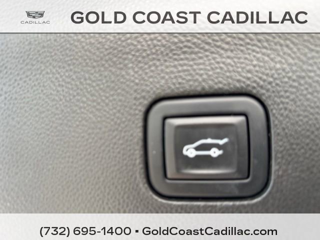 Used 2023 Buick Enclave Avenir w/ Avenir Technology Package image 17