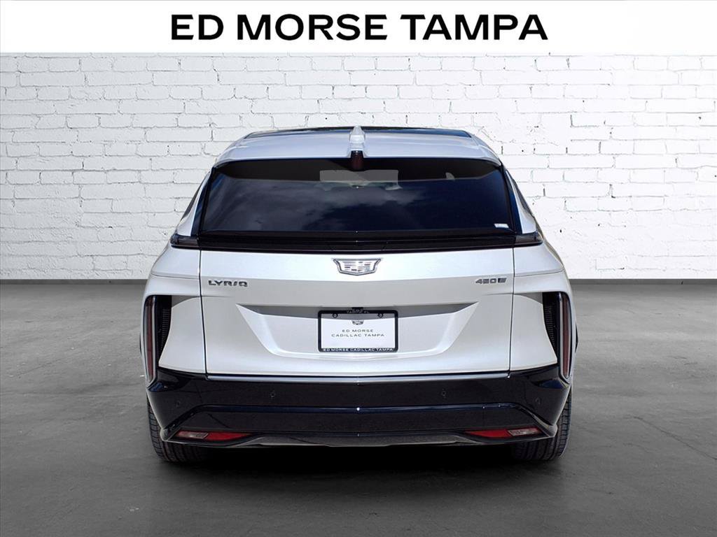 Certified 2024 Cadillac Lyriq Tech w/ Driver Assist Package RWD image 4