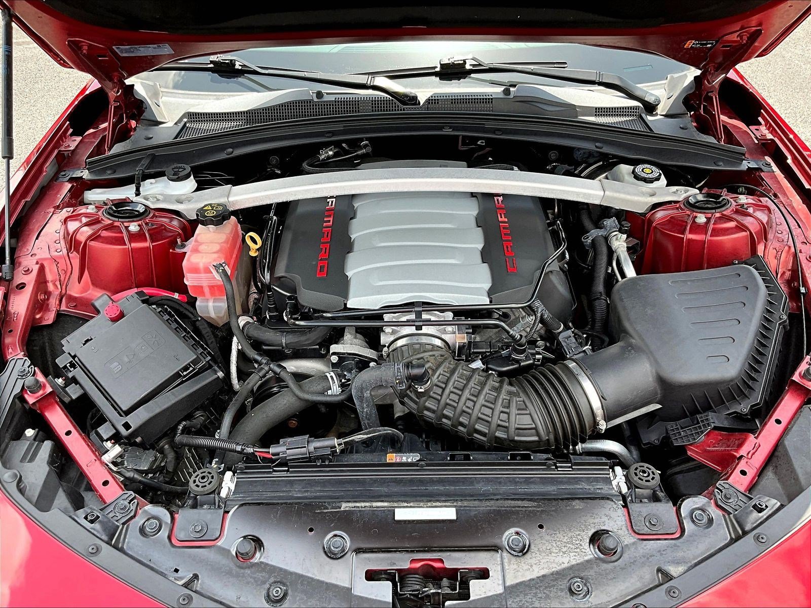 Used 2019 Chevrolet Camaro SS RWD image 26