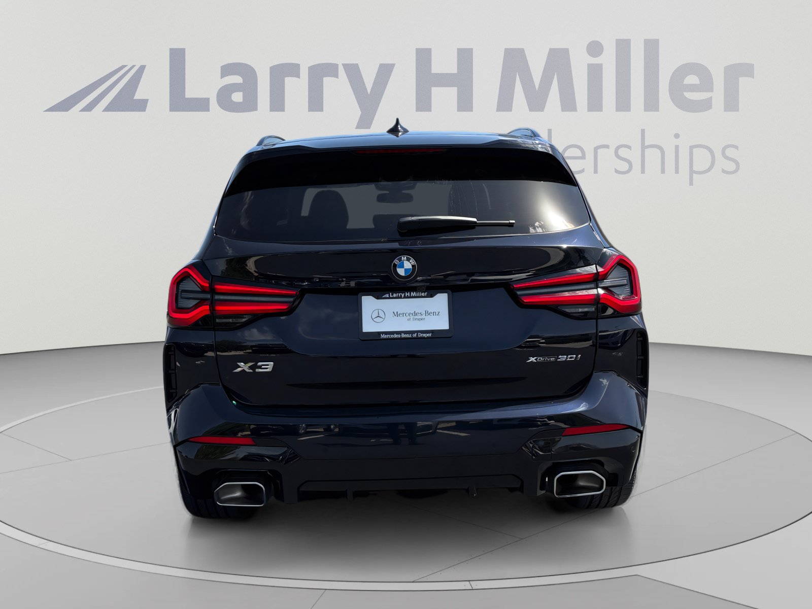 Used 2022 BMW X3 xDrive30i w/ M Sport Package 2 AWD/4WD image 4